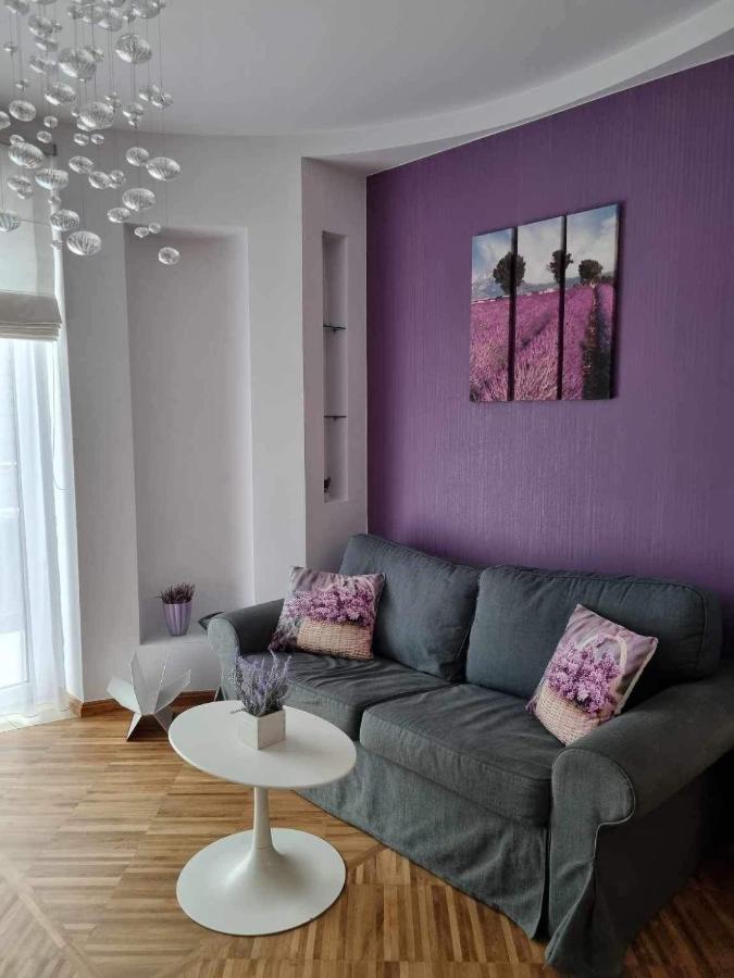 Apartament Lawendowy *